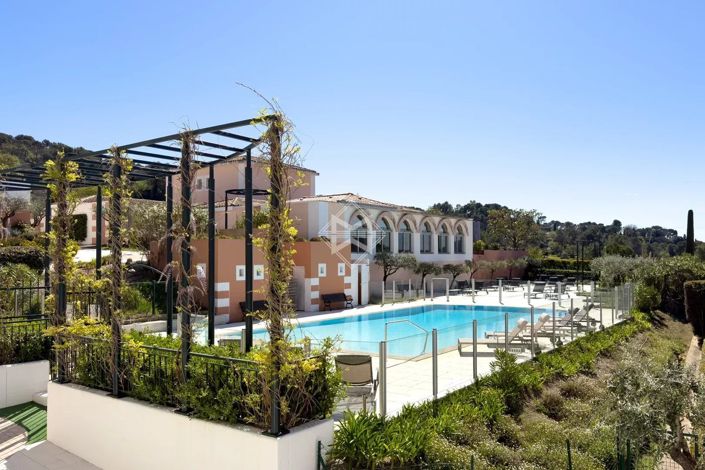 Image No.12-3 Bed House for sale