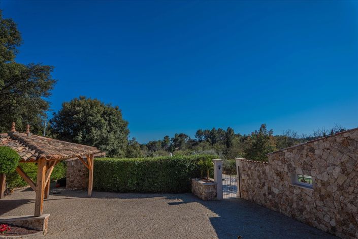 Image No.22-5 Bed House for sale