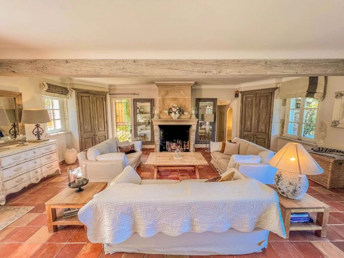 Image No.6-4 Bed House for sale