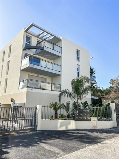 Image No.5-3 Bed Apartment for sale