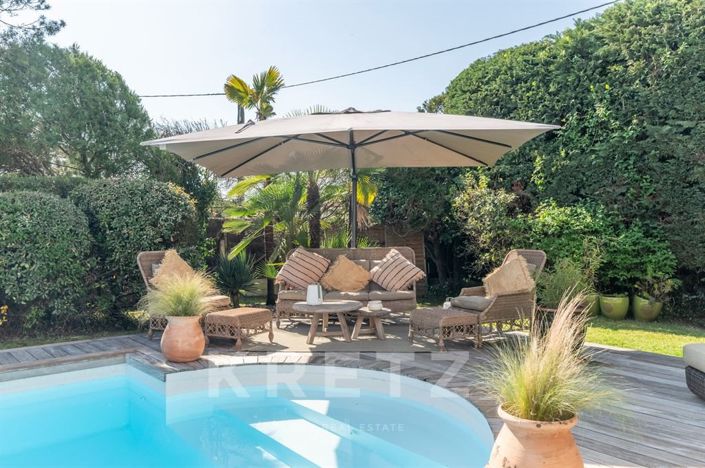 Image No.4-6 Bed House for sale