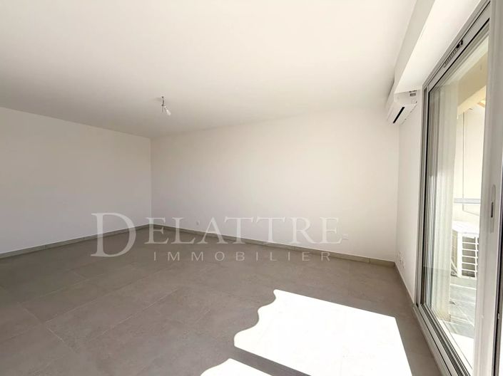 Image No.5-Apartment for sale