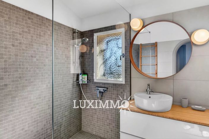 Image No.15-5 Bed House for sale