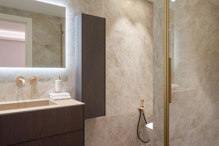 Image No.22-5 Bed Apartment for sale