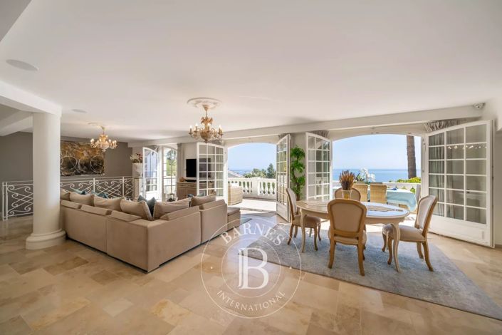 Image No.3-4 Bed House for sale