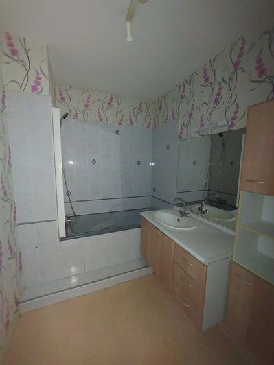 Image No.8-Appartement de 2 chambres à vendre à Bourgueil