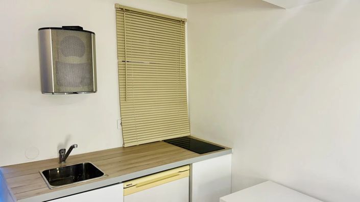 Image No.11-2 Bed House for sale