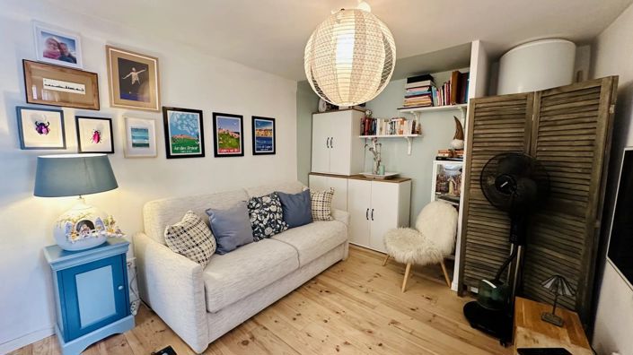 Image No.6-2 Bed House for sale