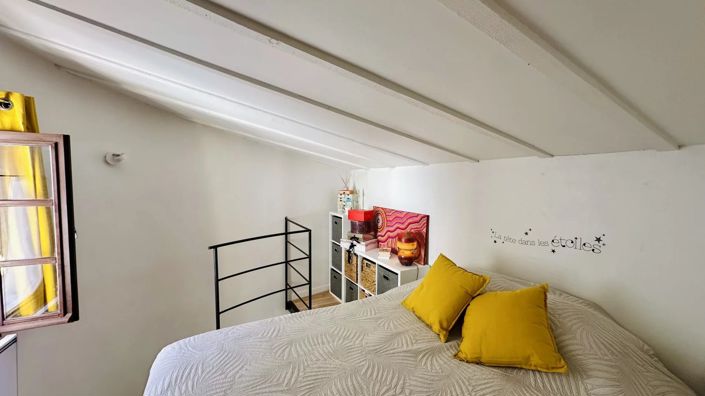 Image No.8-2 Bed House for sale