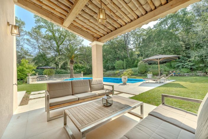 Image No.5-5 Bed House for sale