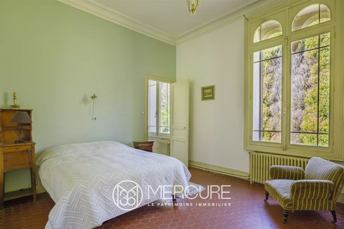 Image No.7-7 Bed House for sale