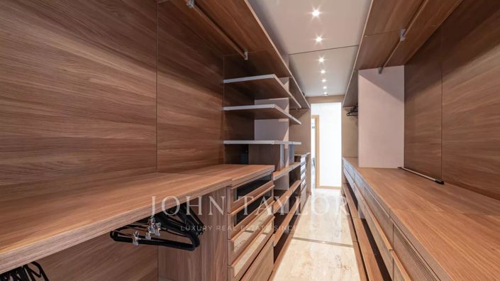 Image No.13-4 Bed Apartment for sale