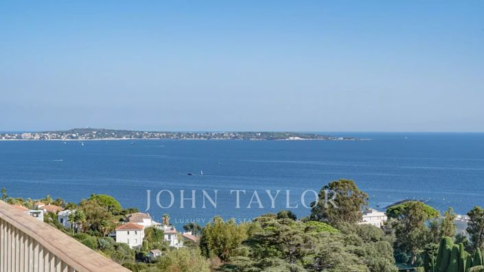 Image No.19-4 Bed Apartment for sale