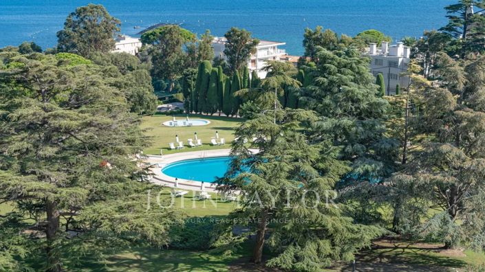 Image No.20-4 Bed Apartment for sale