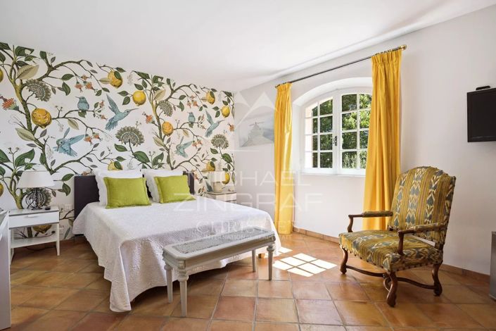 Image No.10-4 Bed House for sale