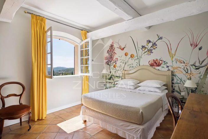 Image No.11-4 Bed House for sale