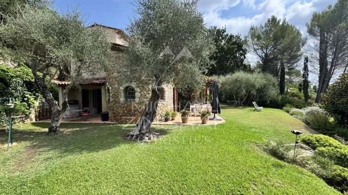 Image No.15-4 Bed House for sale