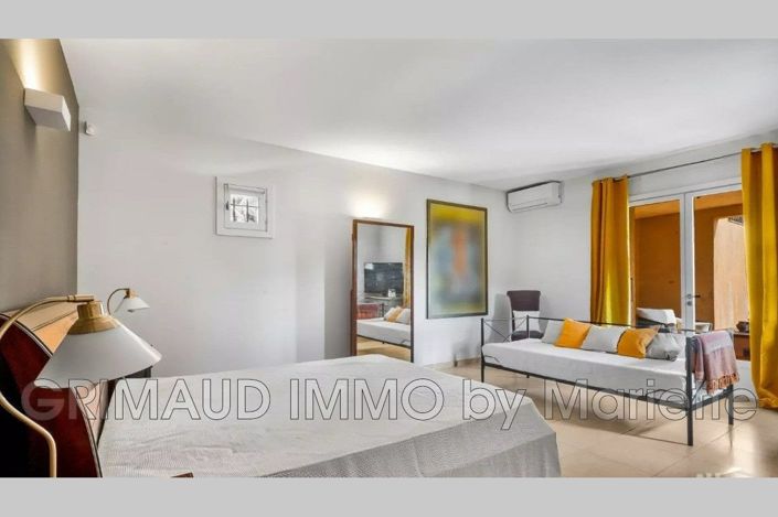 Image No.12-5 Bed House for sale