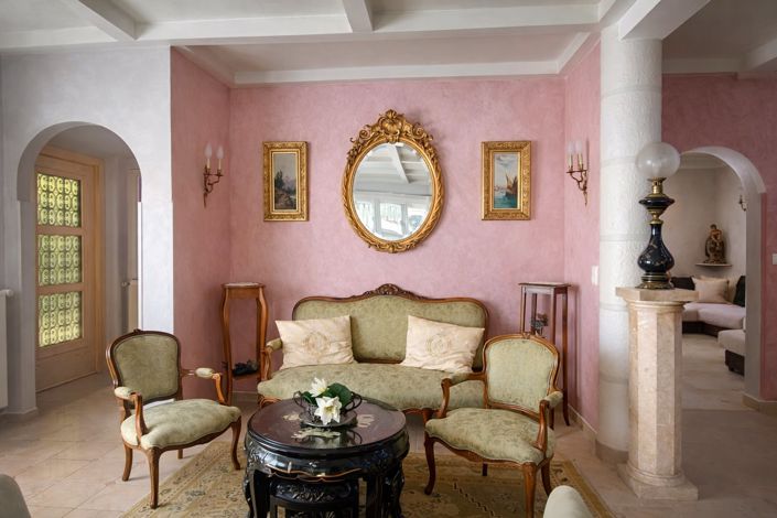 Image No.10-3 Bed House for sale