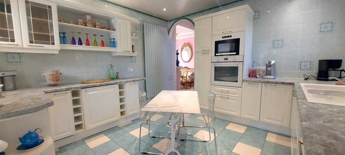 Image No.12-3 Bed House for sale