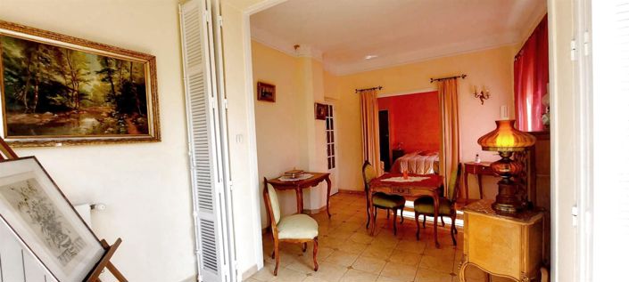 Image No.19-3 Bed House for sale