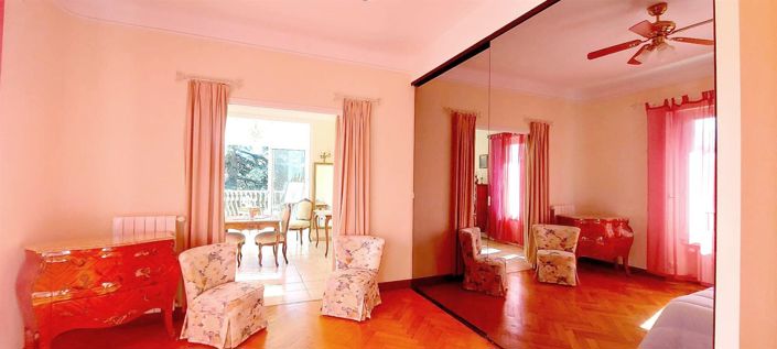 Image No.21-3 Bed House for sale