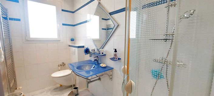 Image No.23-3 Bed House for sale