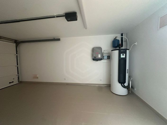 Image No.27-3 Bed House for sale