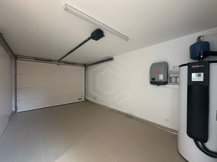 Image No.6-3 Bed House for sale