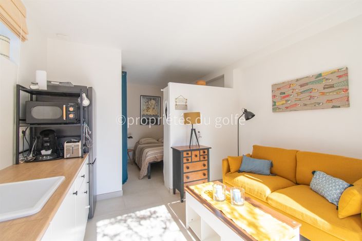 Image No.25-5 Bed House for sale