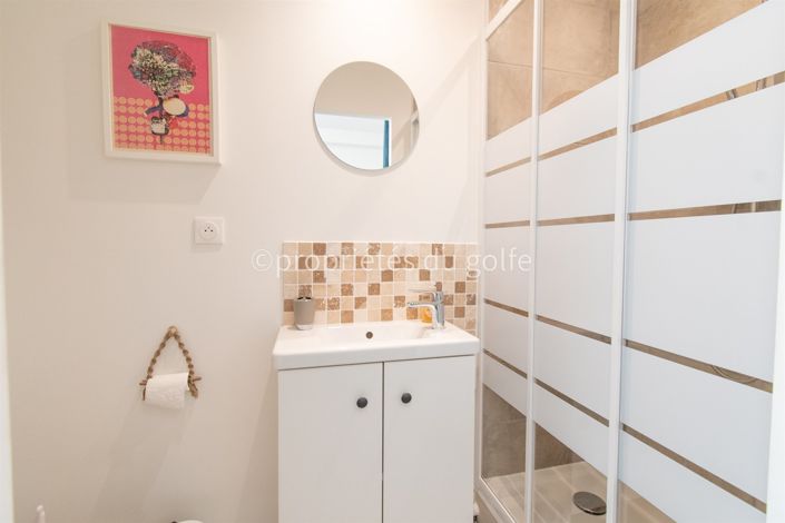 Image No.27-5 Bed House for sale