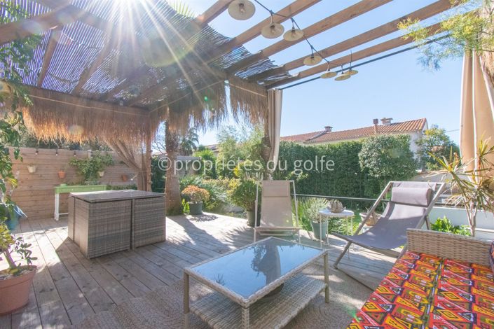 Image No.4-5 Bed House for sale