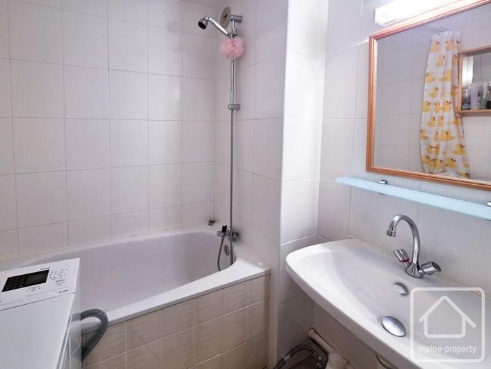 Image No.10-2 Bed Apartment for sale