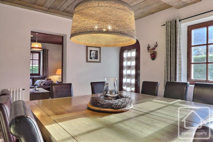 Image No.11-11 Bed Property for sale