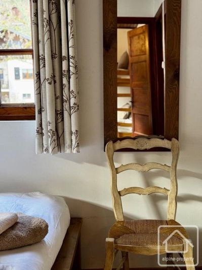 Image No.30-11 Bed Property for sale