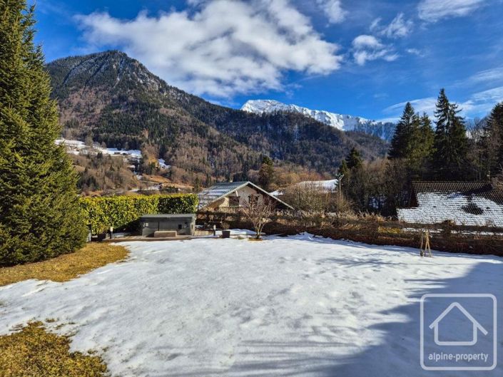 Image No.4-11 Bed Property for sale