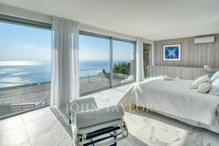 Image No.16-6 Bed House for sale