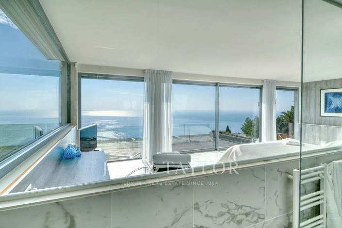 Image No.19-6 Bed House for sale