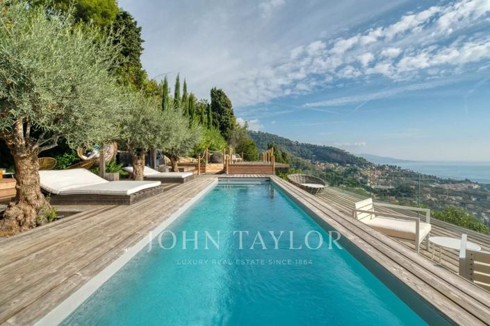 Image No.31-6 Bed House for sale