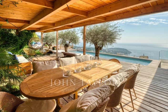 Image No.5-6 Bed House for sale