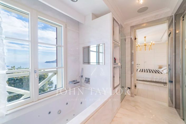 Image No.11-5 Bed House for sale