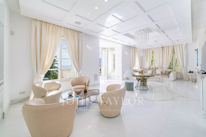 Image No.9-5 Bed House for sale