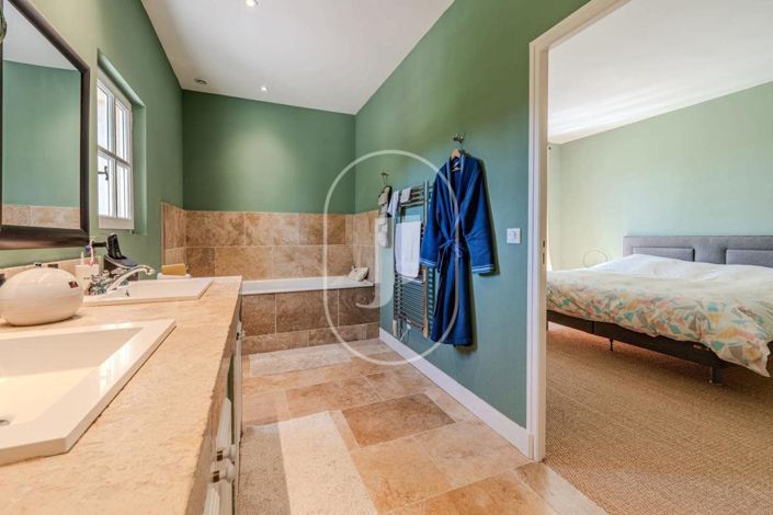 Image No.10-Maison de 6 chambres à vendre à Eyragues