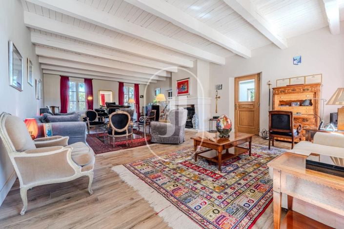 Image No.6-Maison de 6 chambres à vendre à Eyragues