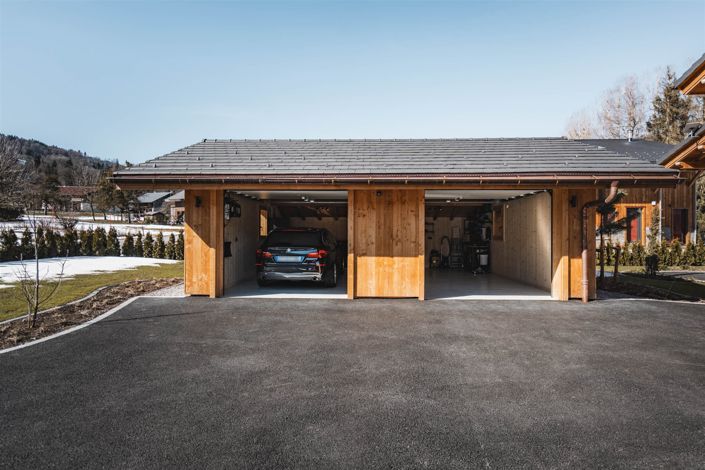 Image No.20-4 Bed House for sale