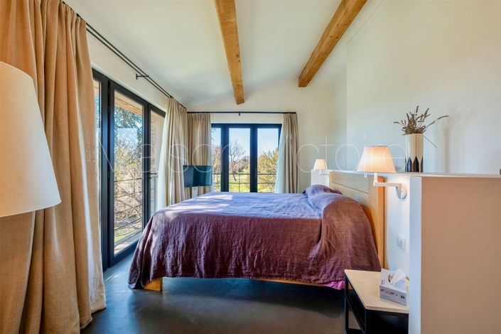 Image No.22-7 Bed House for sale