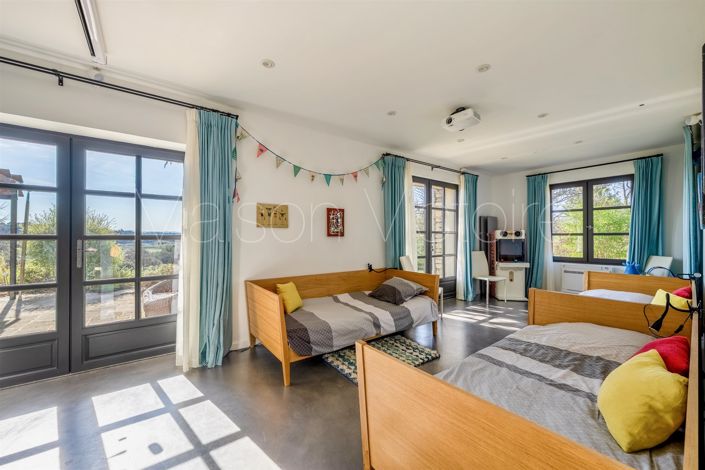 Image No.23-7 Bed House for sale