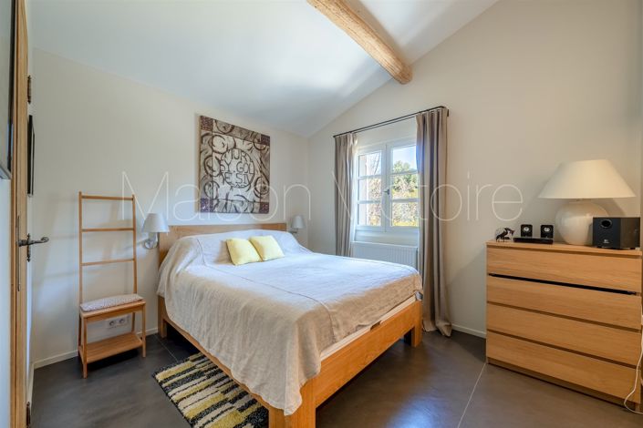 Image No.27-7 Bed House for sale