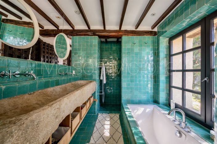 Image No.28-7 Bed House for sale