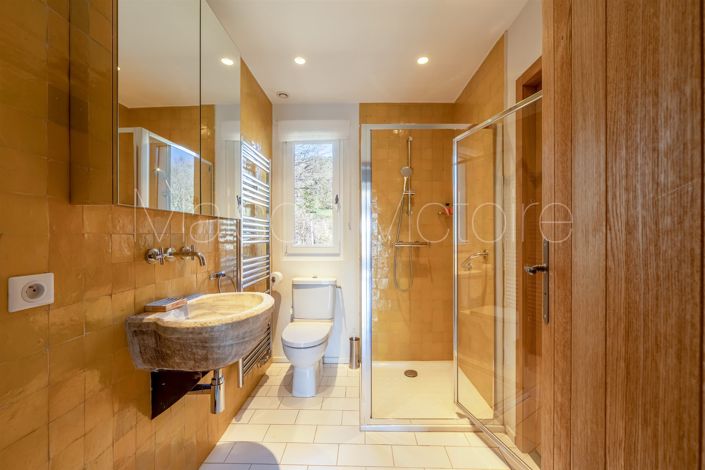 Image No.30-7 Bed House for sale